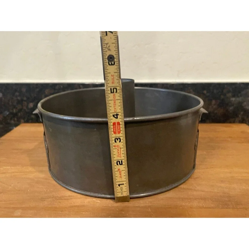 VINTAGE SWANS DOWN TUBE CAKE PAN